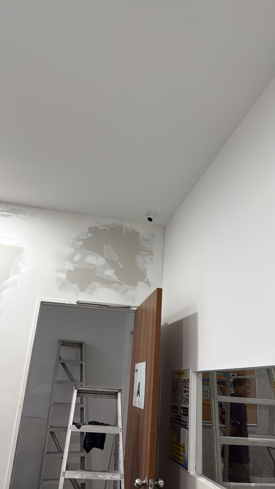 Wall Reinstatement & Skim Coat